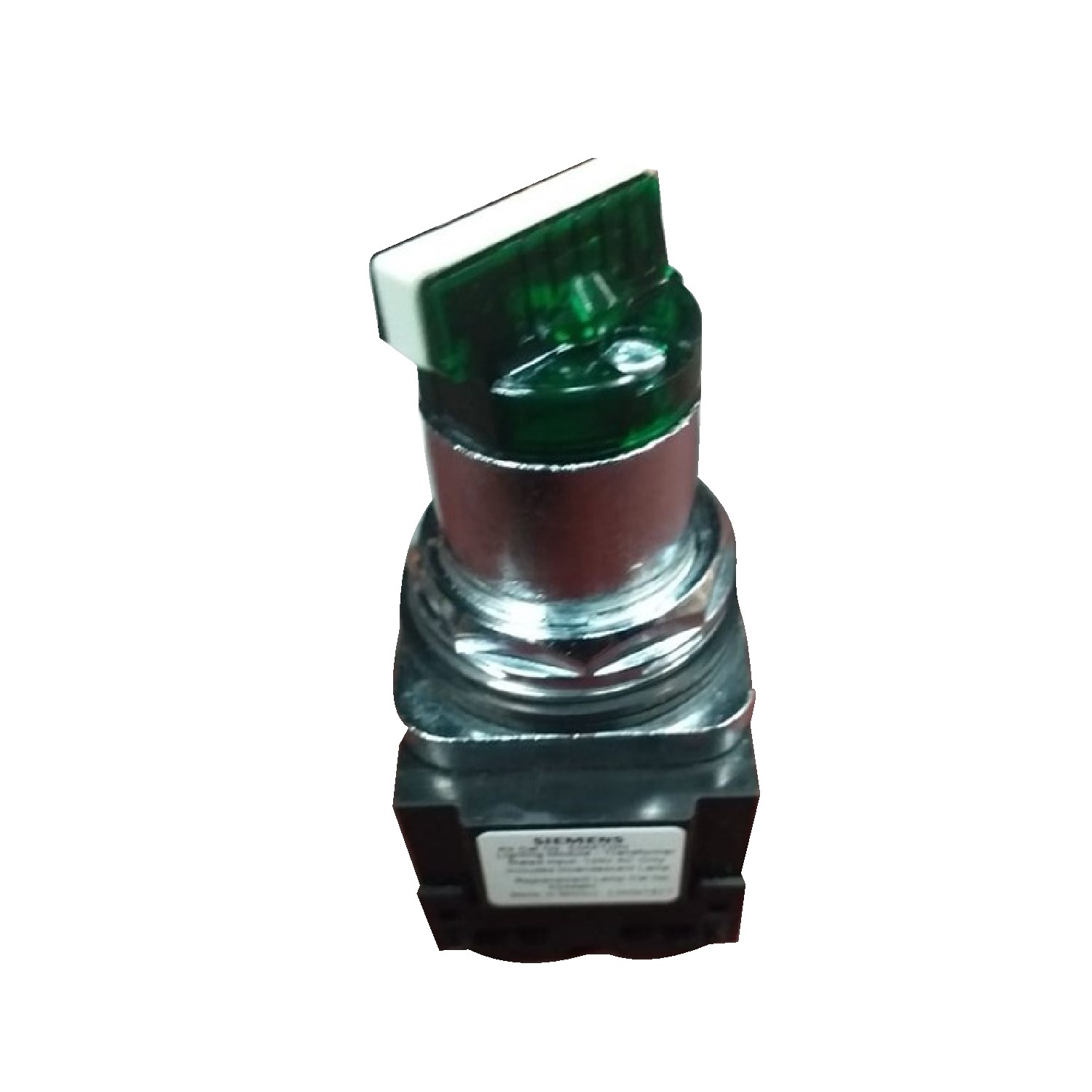 Imagen de SELECTOR VERDE ILUMINADO 30MM 120V 2 POSICIONES COMPLETO NEMA 3R,4X,12,13